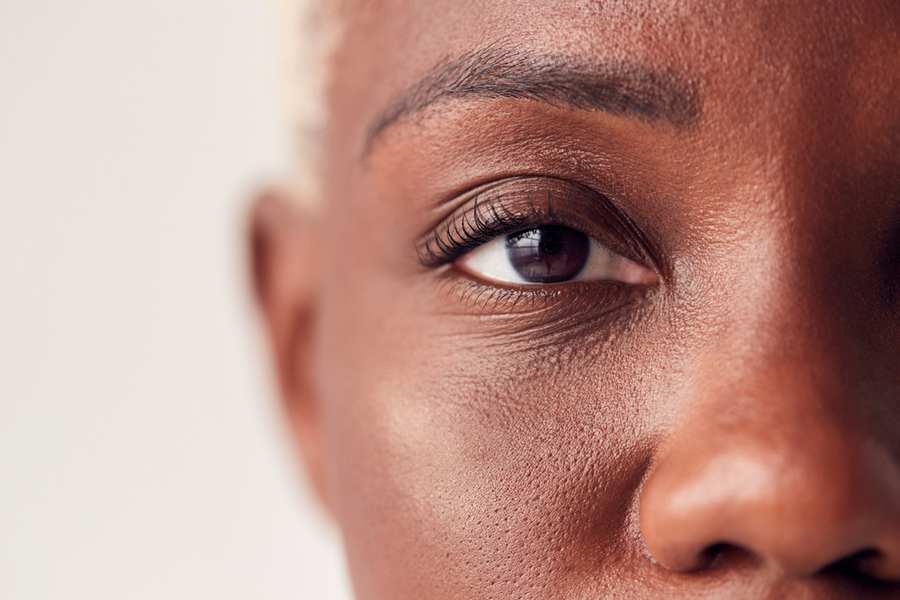 close up eye