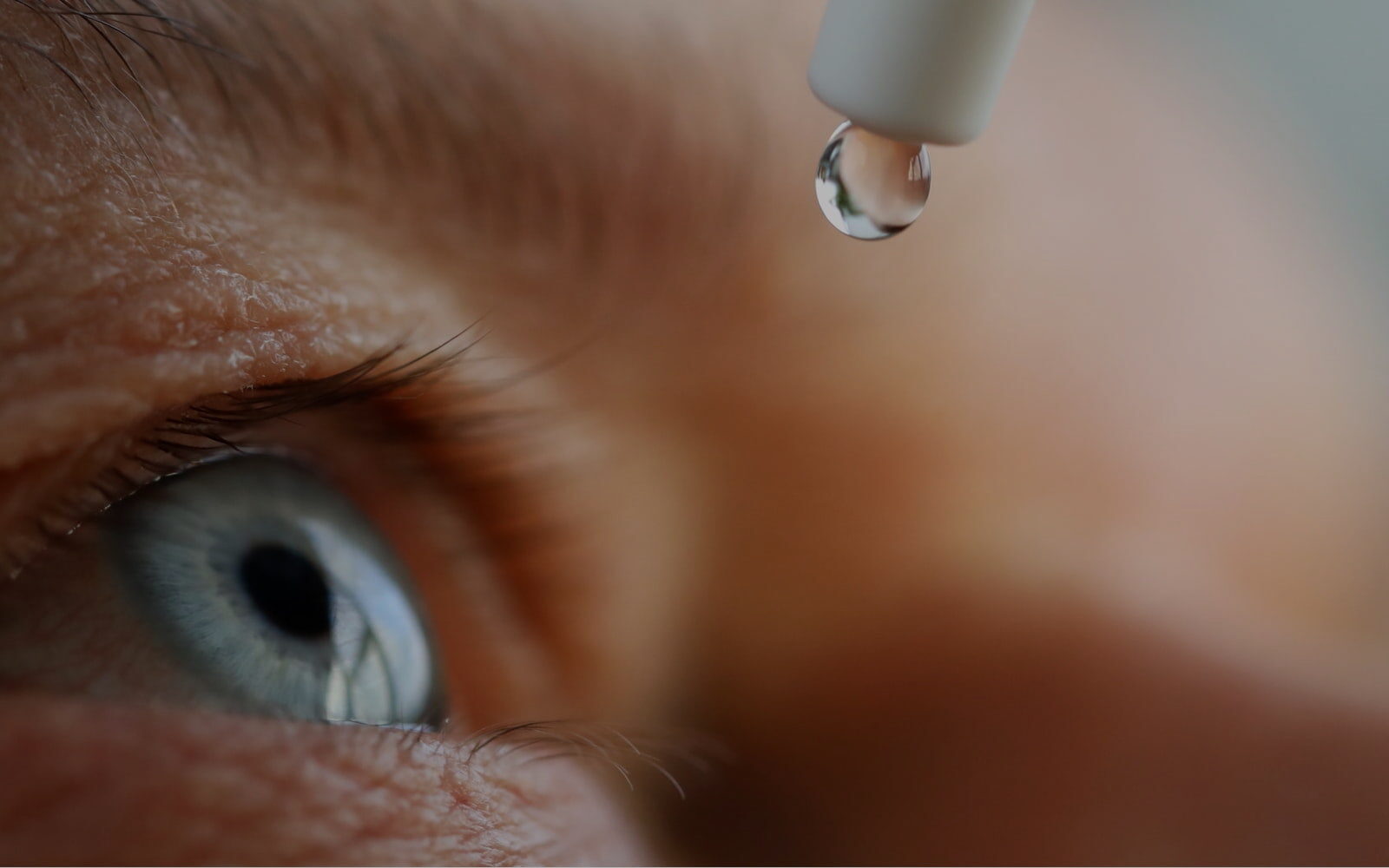 eye drops close up