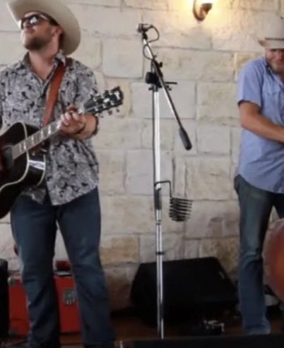 These twins are Parkhurst Nuvision Lasik patients