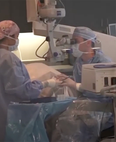 Dr. Parkhurst performing first visian ICL procedure